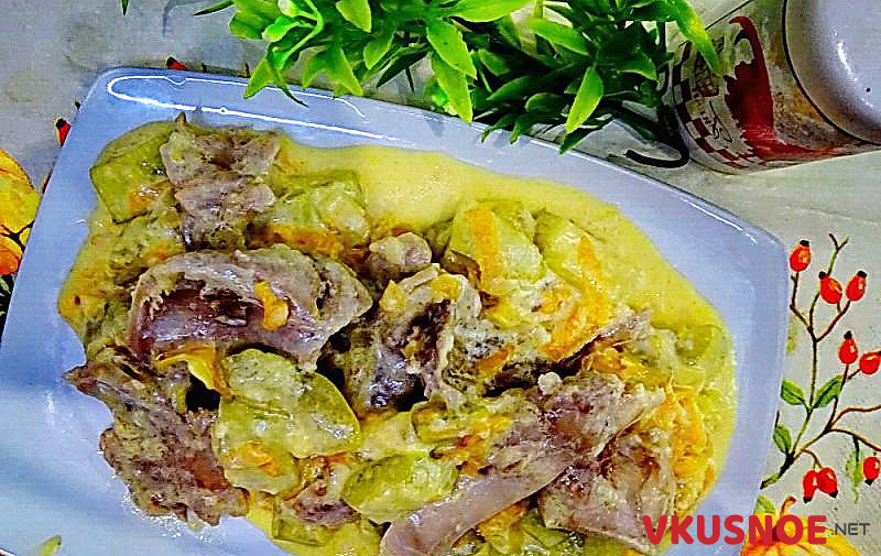 Фото приготовление рецепта: Кролик в сметане с овощами шаг №6