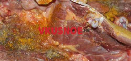 Фото приготовление рецепта: Запеченная утка маринованная в грейпфруте с медом и горчицей шаг №2