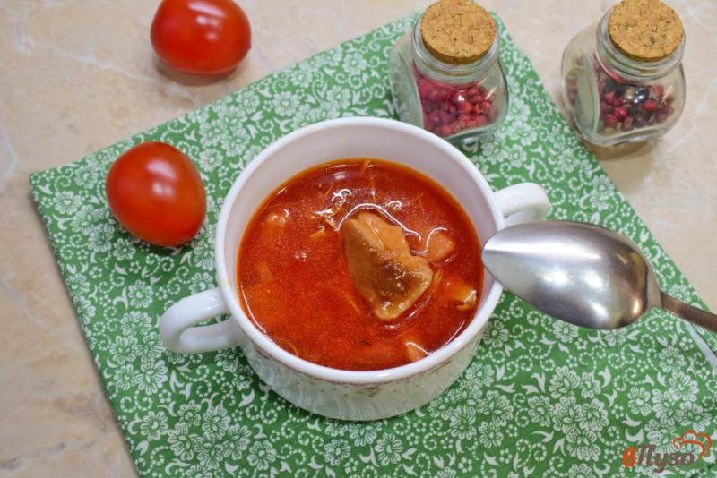 Фото приготовление рецепта: Борщ из курицы с грибами шаг №7