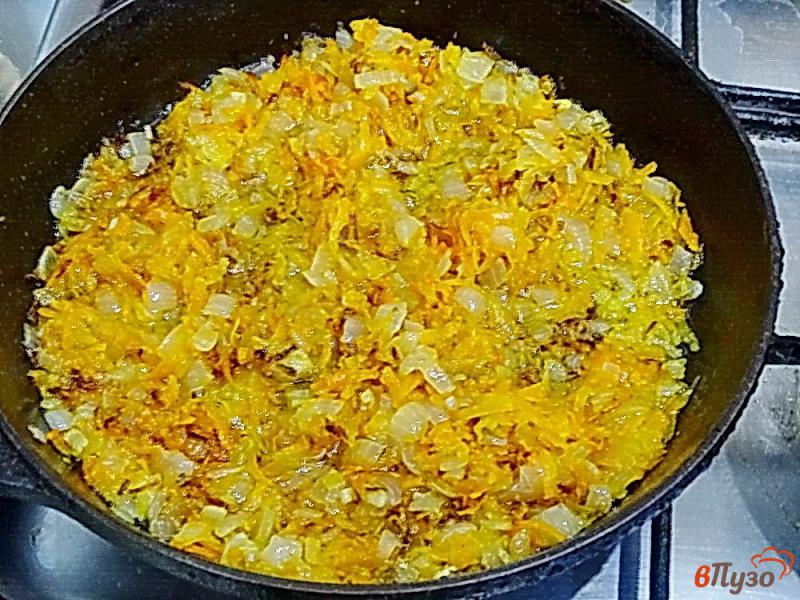 Фото приготовление рецепта: Гороховый суп с сосисками шаг №2