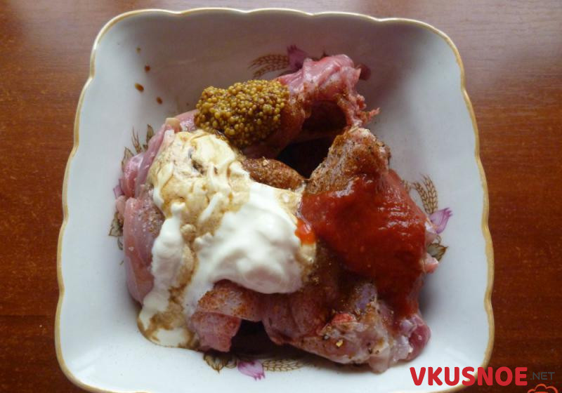 Фото приготовление рецепта: Мясо кролика запеченное в духовке шаг №3