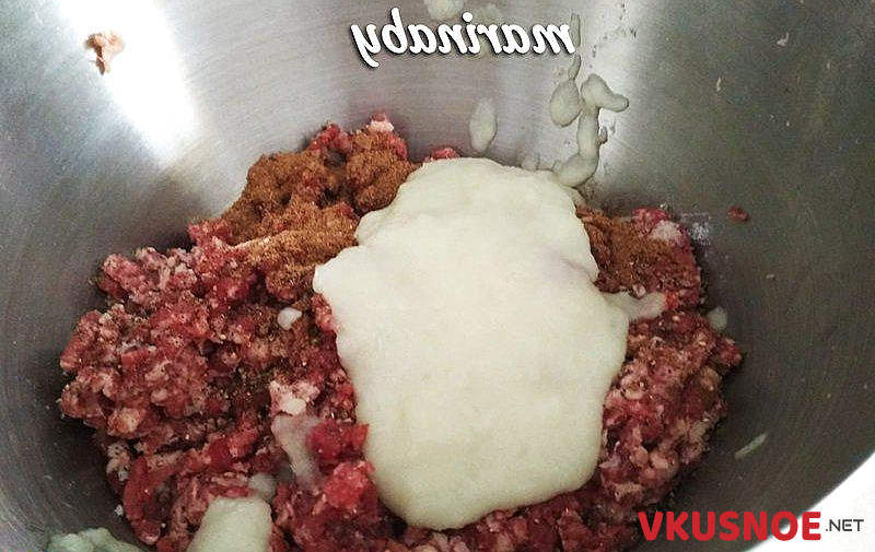 Фото приготовление рецепта: Самса из баранины из слоеного теста шаг №2