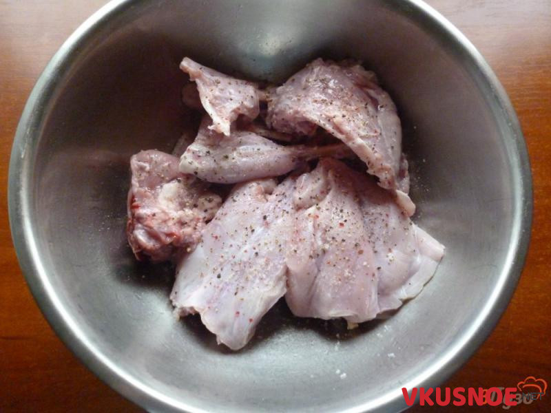 Фото приготовление рецепта: Кролик запеченный в рукаве шаг №5