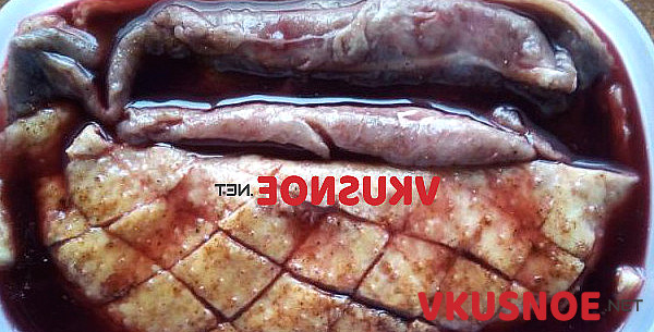 Фото приготовление рецепта: Утиная грудка маринованная в гранатовом соке шаг №3