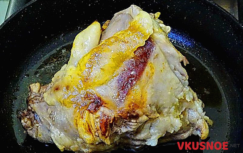 Фото приготовление рецепта: Кролик в сметане с овощами шаг №1