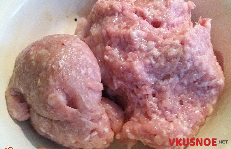 Фото приготовление рецепта: Котлеты из фарша мяса индейки и курицы шаг №1