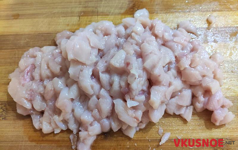 Фото приготовление рецепта: Куриные рубленные котлеты с сыром шаг №1