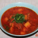 Борщ с рыбными консервами и фасолью