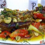 Говяжьи рёбра с овощами