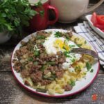 Жареный фарш со спаржевой фасолью