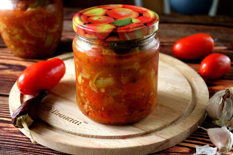 Кабачковый салат с томатами и болгарским перцем на зиму