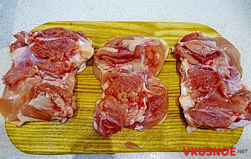 Фото приготовление рецепта: Котлеты из куриного филе с сыром шаг №1