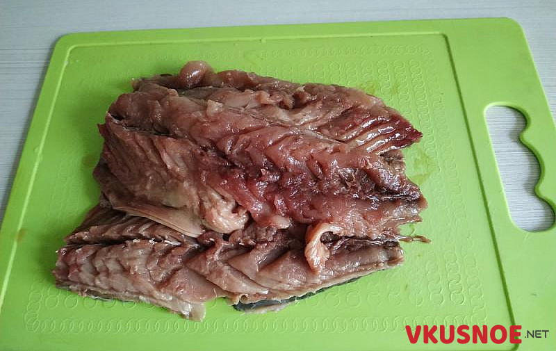 Фото приготовление рецепта: Рыбные котлеты со скумбрии шаг №1