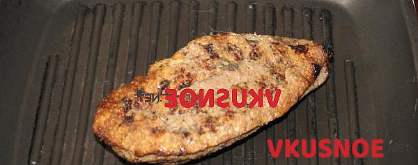 Фото приготовление рецепта: Утиная грудка маринованная в яблочно - лимонном маринаде шаг №6